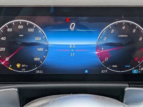 New 2026 Mercedes-Benz GLB 250 4MATIC image 11