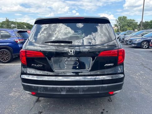 Used 2018 Honda Pilot LX image 4