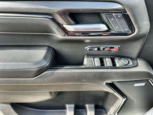 Certified 2022 GMC Sierra 1500 AT4 w/ AT4 Premium Package image 23