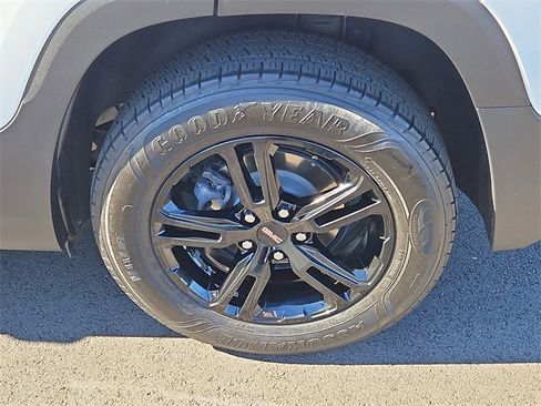 Used 2022 GMC Terrain AT4 w/ Tech Package image 11