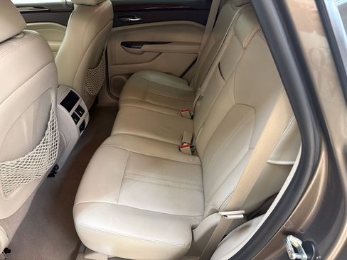 Used 2015 Cadillac SRX Luxury w/ Driver Awareness Package FWD image 14