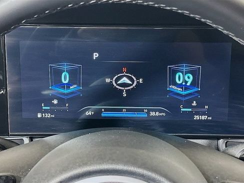 Used 2023 Hyundai Elantra SEL w/ Convenience Package FWD image 13