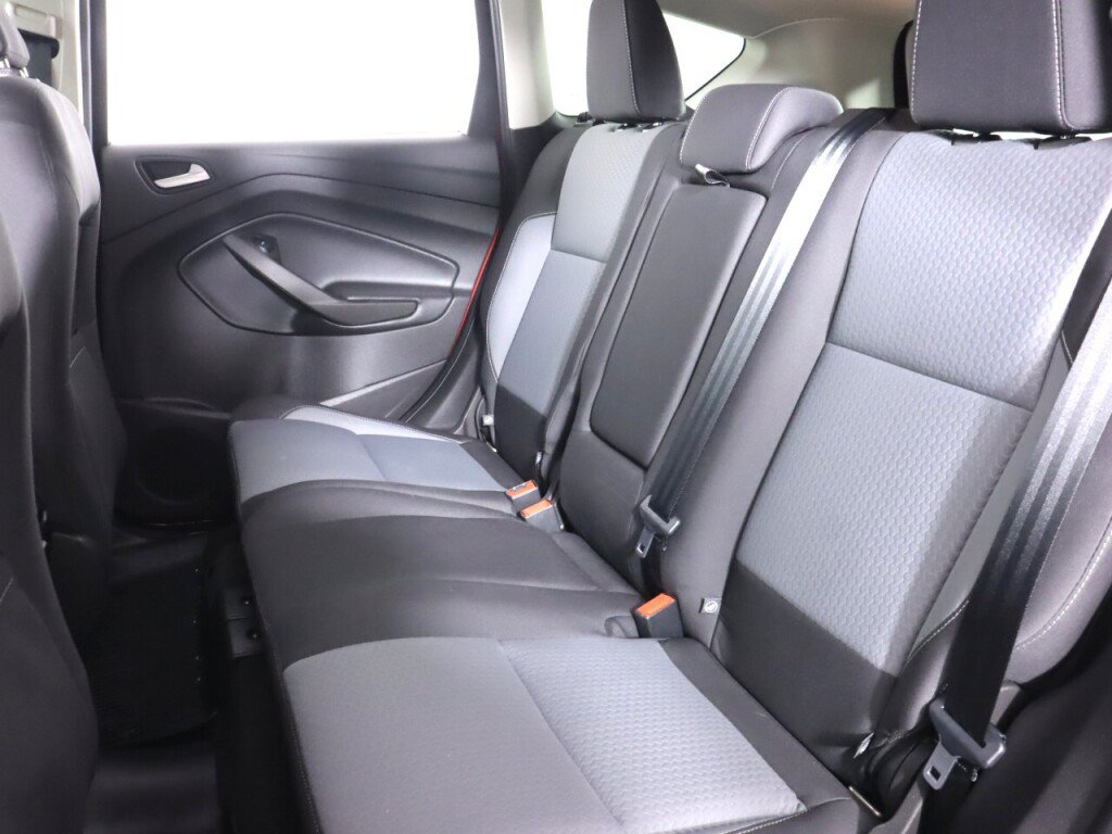 Used 2018 Ford Escape SE w/ SE Sync 3 Package AWD/4WD image 30