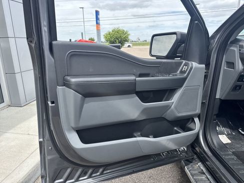 Used 2024 Ford F150 XLT w/ Mobile Office Package image 27