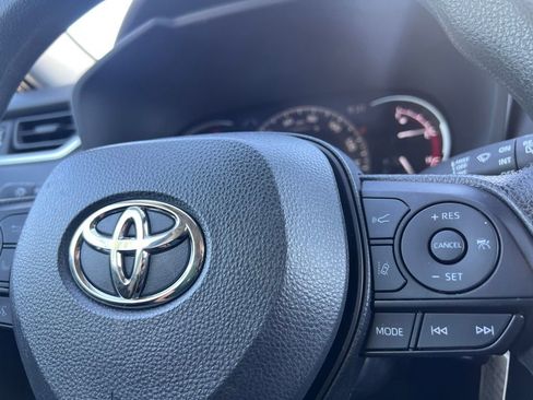 Used 2024 Toyota RAV4 LE image 18