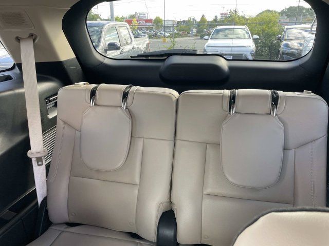 Used 2023 Ford Explorer Limited w/ Limited Technology Package AWD/4WD image 21