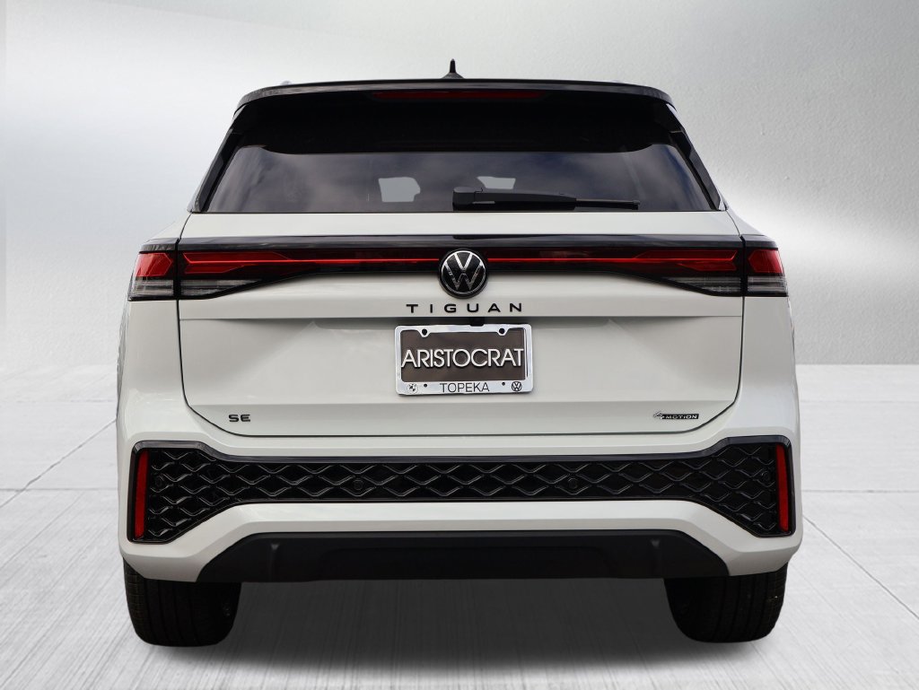 New 2026 Volkswagen Tiguan SE R-Line AWD/4WD image 33