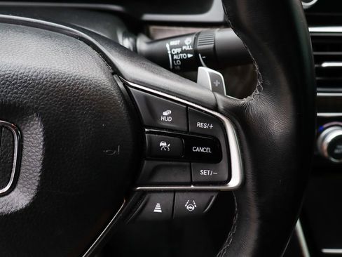 Used 2021 Honda Accord Touring image 26