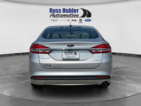 Used 2018 Ford Fusion S FWD image 4