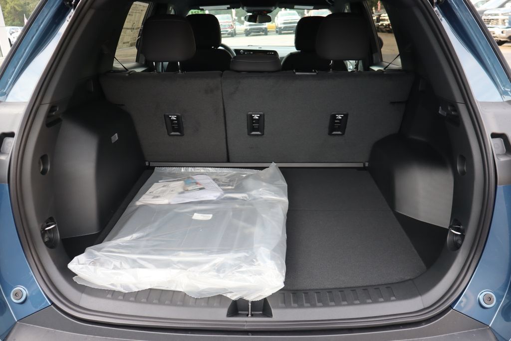 New 2027 Chevrolet Equinox LT FWD image 18