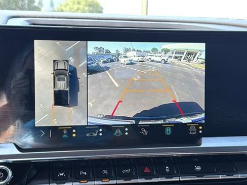 Used 2023 GMC Sierra 1500 Elevation w/ Preferred Package image 10