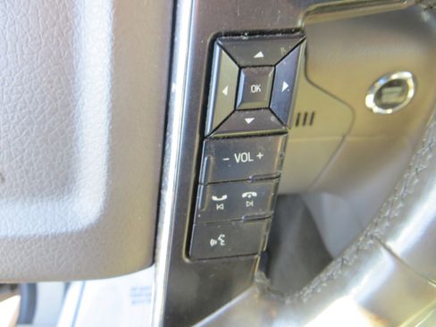 Used 2017 Lincoln Navigator L Select image 14