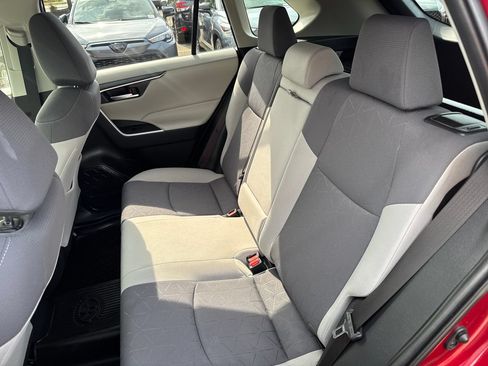 Used 2020 Toyota RAV4 XLE w/ Convenience Package AWD/4WD image 36