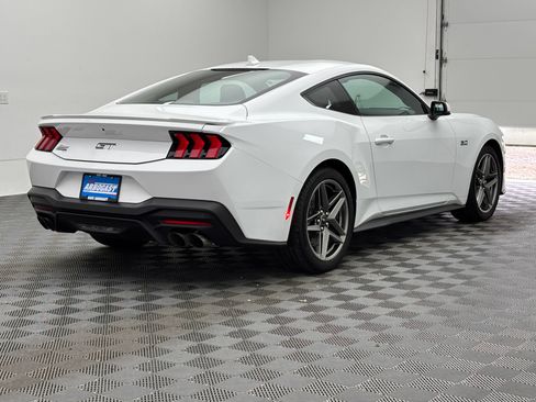 Used 2024 Ford Mustang GT Premium RWD image 7
