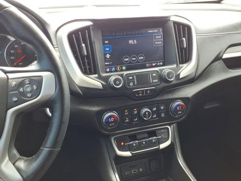 Certified 2023 GMC Terrain SLT w/ Tech Package FWD image 18