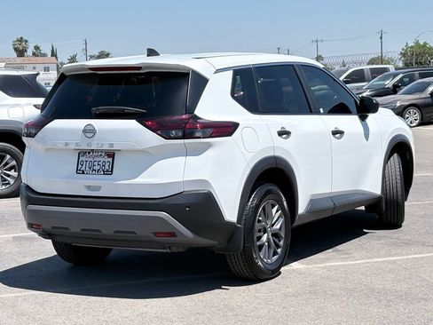Used 2023 Nissan Rogue S FWD image 5