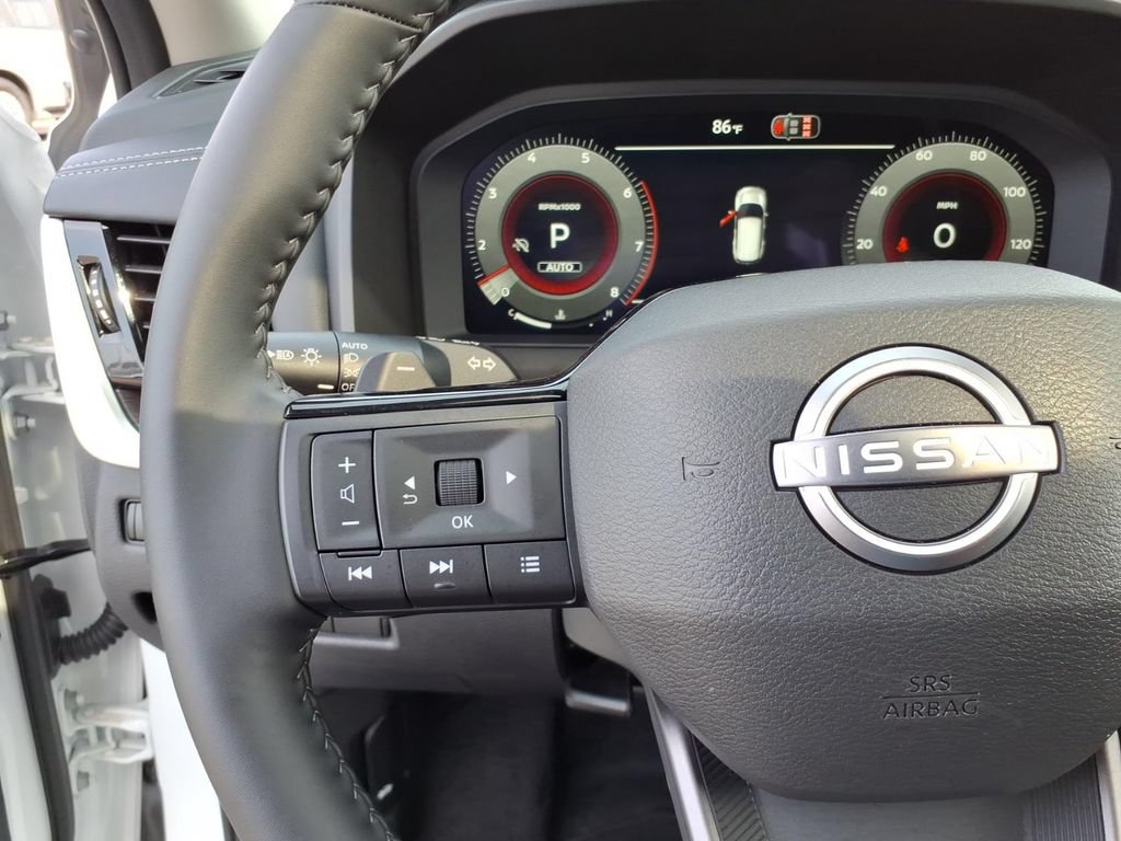Used 2026 Nissan Rogue Platinum w/ Platinum Premium Package AWD/4WD image 10
