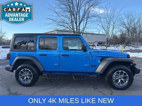 Used 2025 Jeep Wrangler Sport S image 18