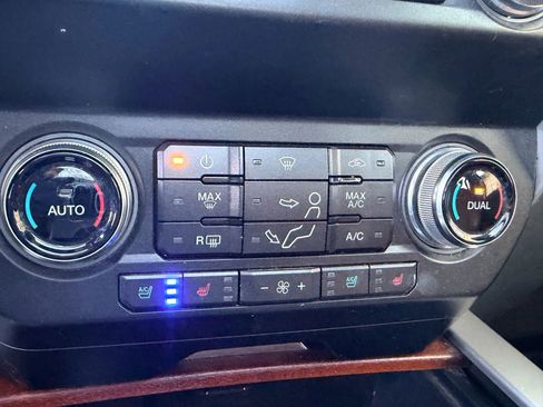 Used 2019 Ford F250 King Ranch w/ King Ranch Ultimate Package image 21