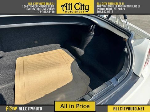 Used 2005 BMW Z4 2.5i image 27