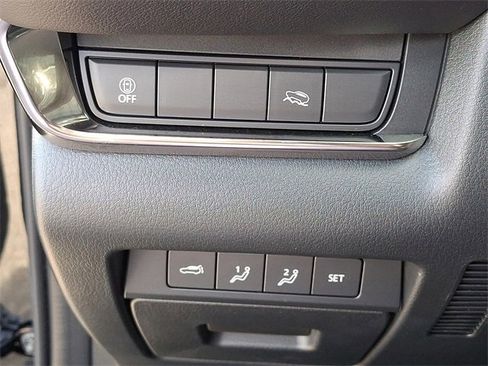 Used 2023 MAZDA CX-30 AWD 2.5 S w/ Premium Package image 22