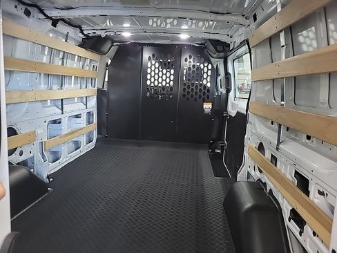 Used 2025 Ford Transit 250 Low Roof w/ Exterior Upgrade Package RWD image 10