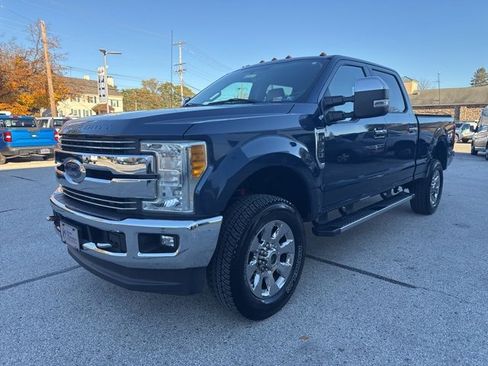 Certified 2017 Ford F250 Lariat w/ Chrome Package image 5