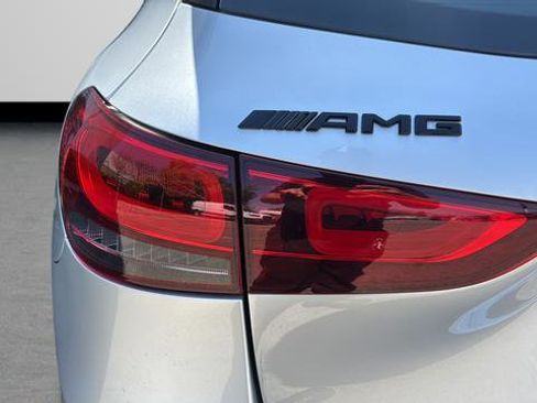 Used 2023 Mercedes-Benz GLA 35 AMG 4MATIC image 33