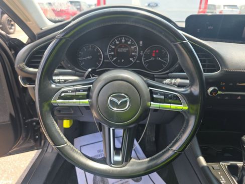 Used 2019 MAZDA MAZDA3 Sedan w/ Premium Package FWD image 13