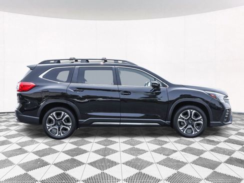 Used 2023 Subaru Ascent Limited image 13