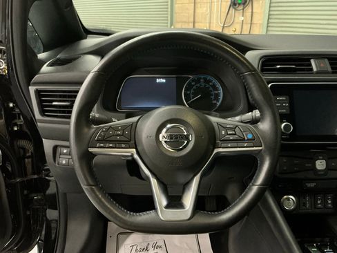 Used 2022 Nissan Leaf SV Plus image 20