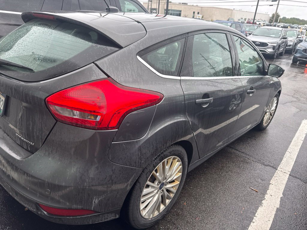 Used 2018 Ford Focus Titanium FWD image 5