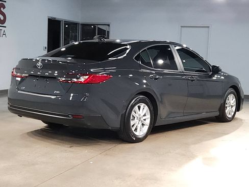Used 2025 Toyota Camry LE FWD image 7
