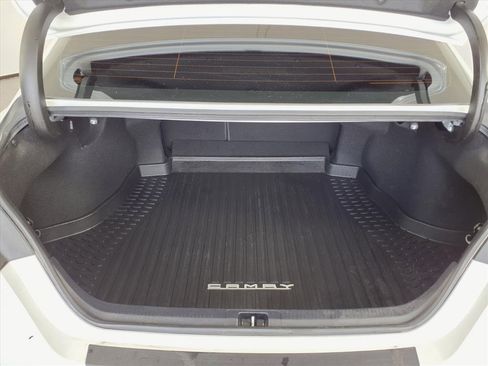 Used 2020 Toyota Camry XSE image 24