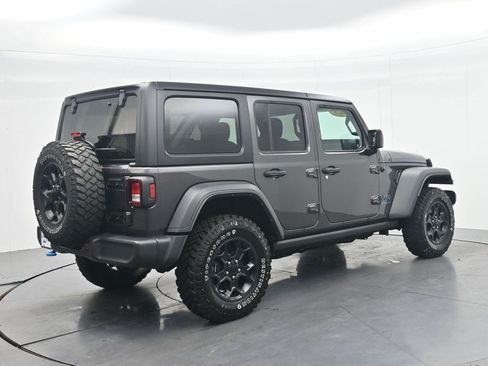 Used 2023 Jeep Wrangler Unlimited w/ Cold Weather Group AWD/4WD image 5
