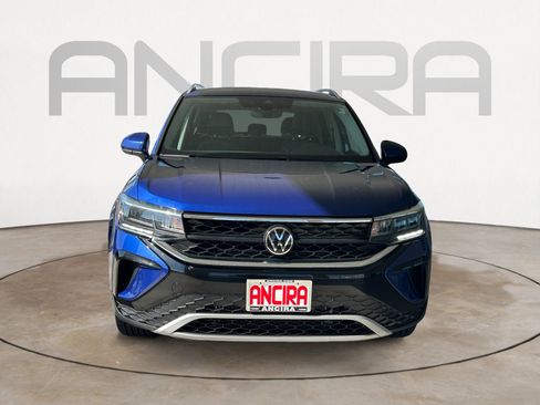 Used 2024 Volkswagen Taos SE FWD image 5