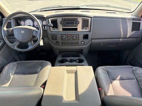 Used 2007 Dodge Ram 1500 Truck SLT AWD/4WD image 16