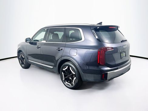 Used 2025 Kia Telluride S image 5