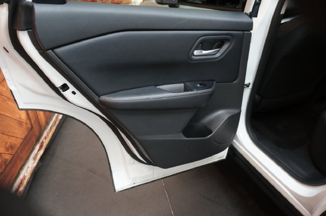 Certified 2025 Nissan Rogue SV AWD/4WD image 36