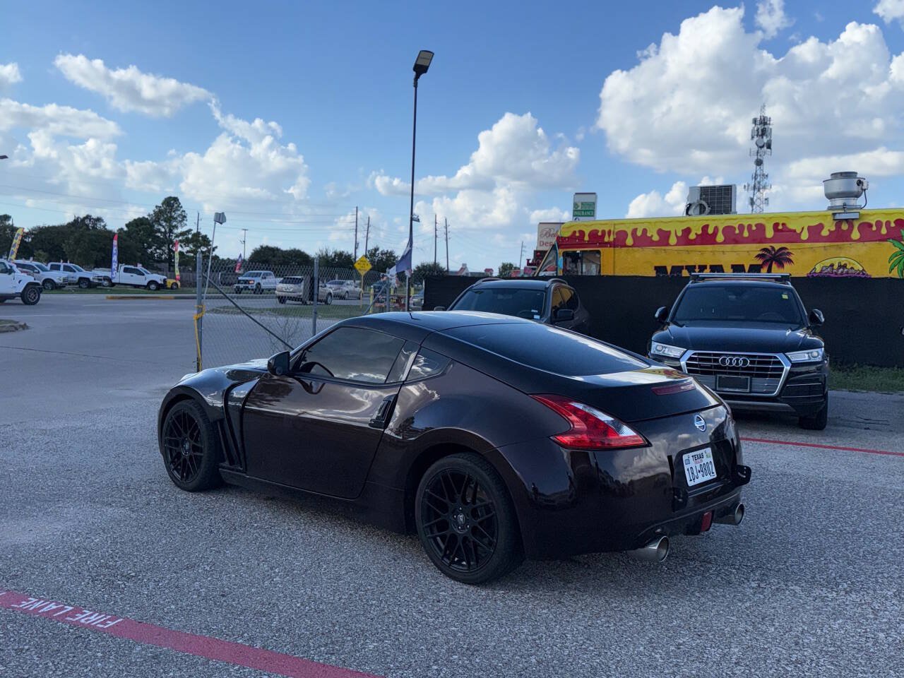 Used 2016 Nissan 370Z Coupe RWD image 17