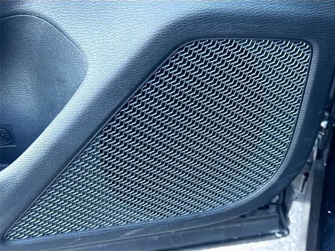 Used 2024 Mitsubishi Outlander SE image 19