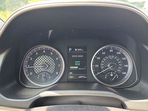 Used 2020 Hyundai Elantra Limited w/ Ultimate Package 03 FWD image 3