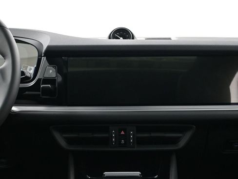 New 2026 Porsche Cayenne Coupe image 11