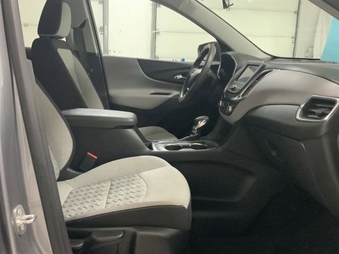 Used 2024 Chevrolet Equinox LS AWD/4WD image 19