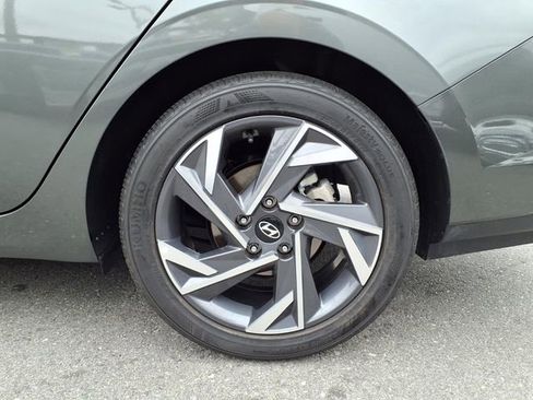 Certified 2025 Hyundai Elantra Sport FWD image 25