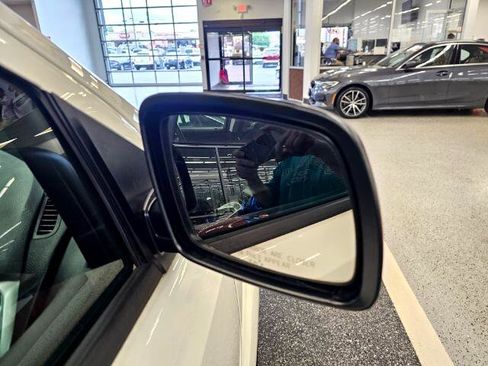 Used 2018 Dodge Journey SE image 36