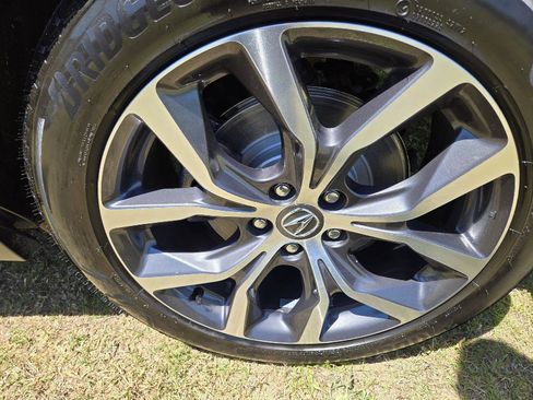 Certified 2023 Acura MDX FWD w/ Technology Package image 44