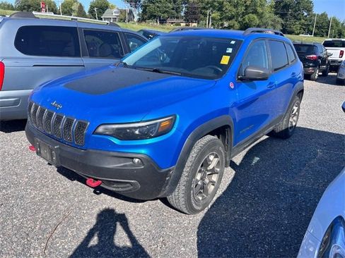 Used 2021 Jeep Cherokee Trailhawk w/ Comfort/Convenience Group image 1