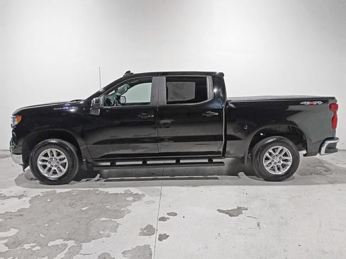 Used 2025 Chevrolet Silverado 1500 LT AWD/4WD image 4