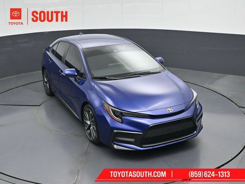 Used 2021 Toyota Corolla SE FWD image 45